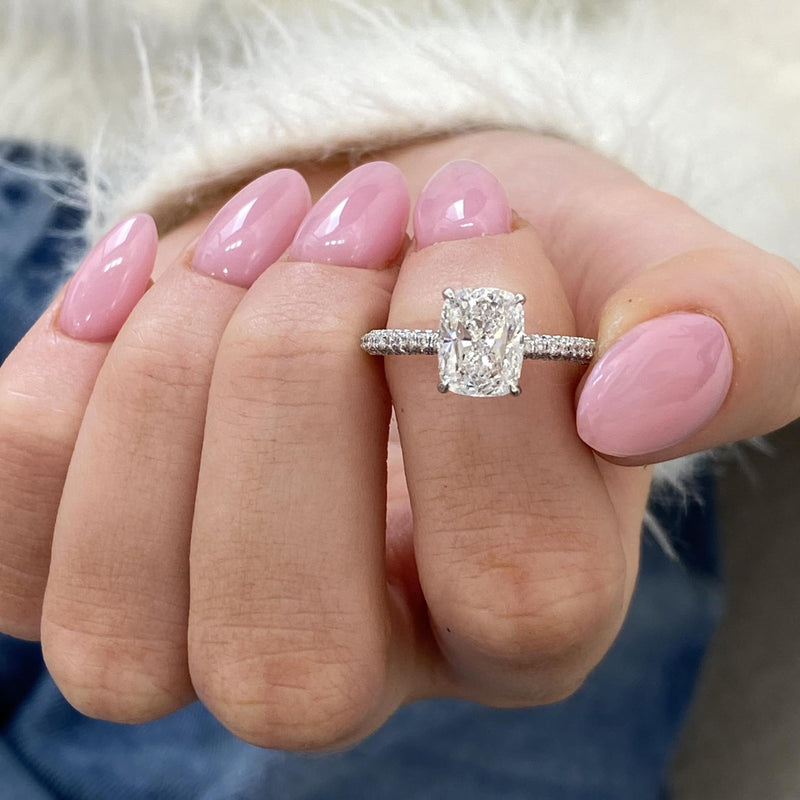 Delphine Engagement Ring 2.55 carat, 18K gold
