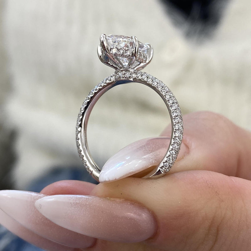 Zinnia Engagement Ring 3.60 carat, 18K gold