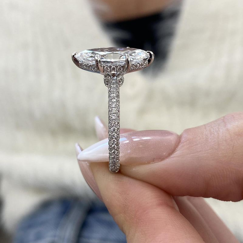 Zinnia Engagement Ring 3.60 carat, 18K gold
