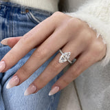 Zinnia Engagement Ring 3.60 carat, 18K gold