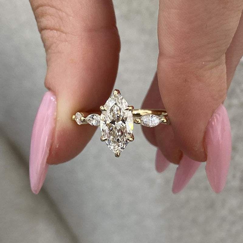 Cassiane Engagement Ring 2.15 carat, 18K gold