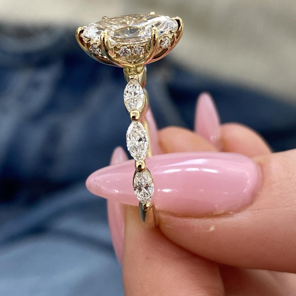 Cassiane Engagement Ring 2.15 carat, 18K gold