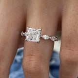 Saphira Engagement Ring 2.65 carat, 18K gold