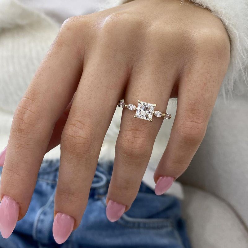 Lenora Engagement Ring 2.15 carat, 18K gold