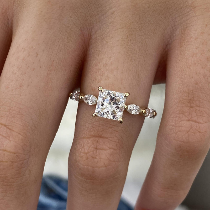 Lenora Engagement Ring 2.15 carat, 18K gold