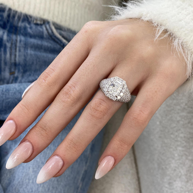 Calista Engagement Ring 4.20 carat, 18K gold
