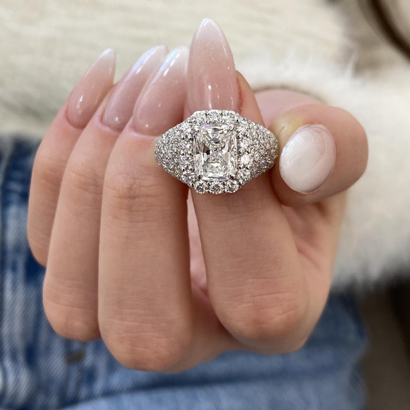 Calista Engagement Ring 4.20 carat, 18K gold