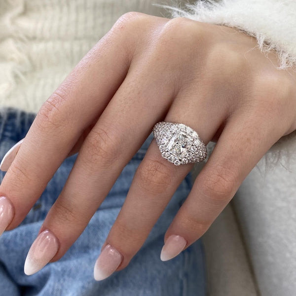Calista Engagement Ring 4.20 carat, 18K gold