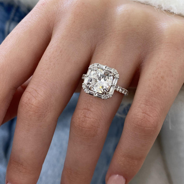 Nayeli Engagement Ring 3.95 carat, 18K gold