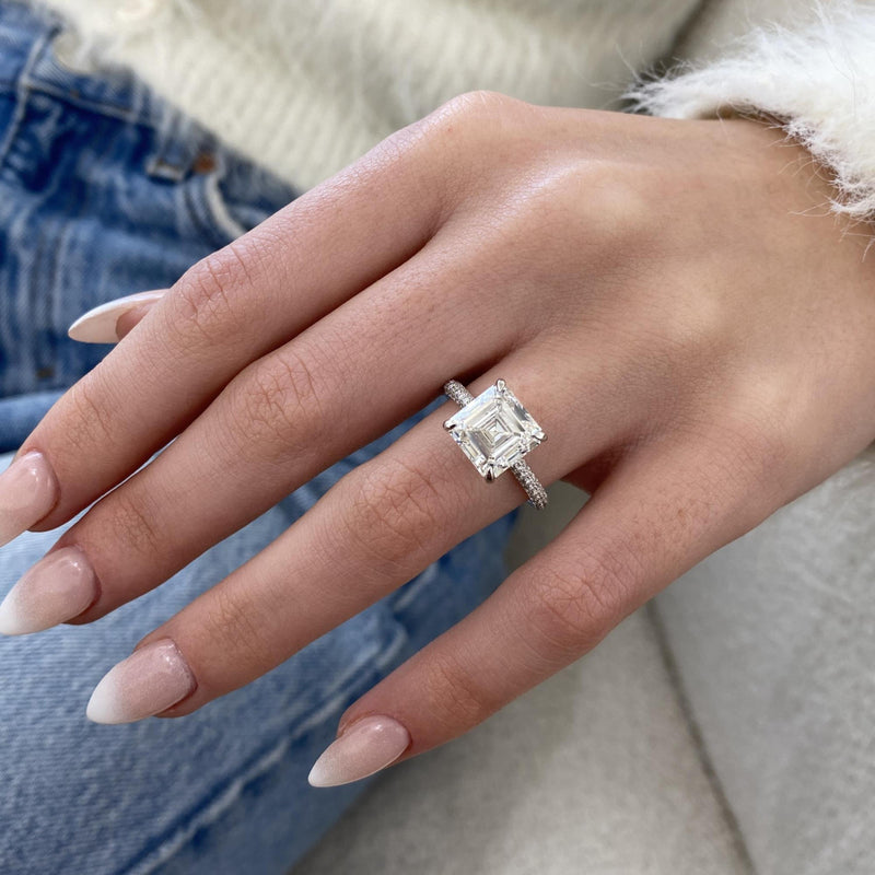 AD0063R03-W_6.5 Engagement Ring 4.60 carat, 18K gold