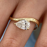 Auvé Diamond Engagement Ring Yellow Gold