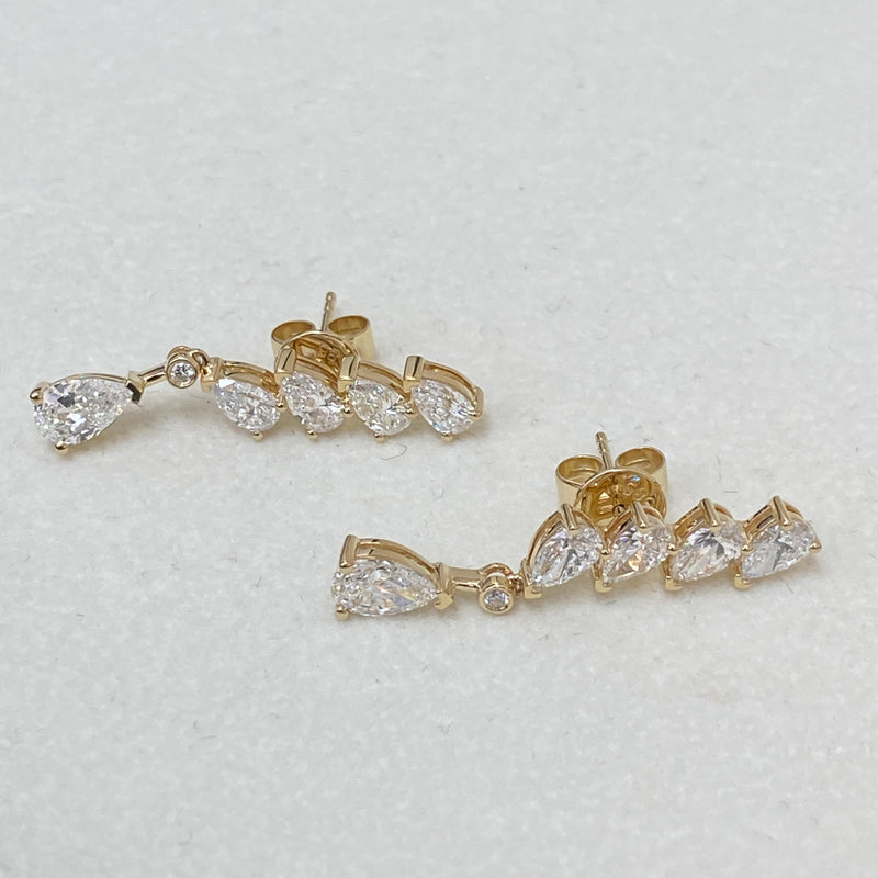 Diamond Drop Earrings 2.62 ct Yellow Gold