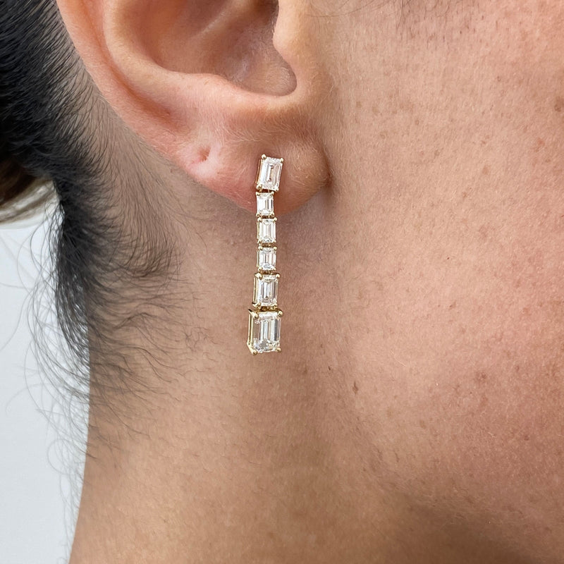 Diamond Drop Earrings 2.6 ct Yellow Gold