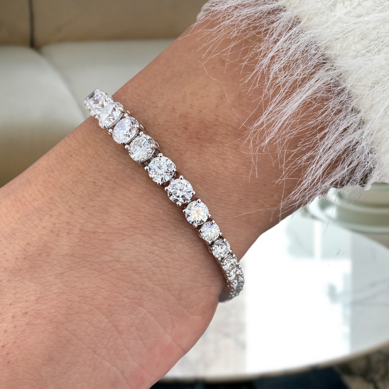 Diamond Tennis Bracelet 10.25 ct White Gold