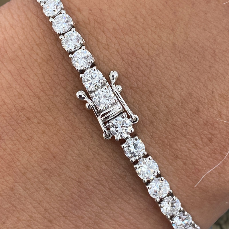Diamond Tennis Bracelet 10.25 ct White Gold