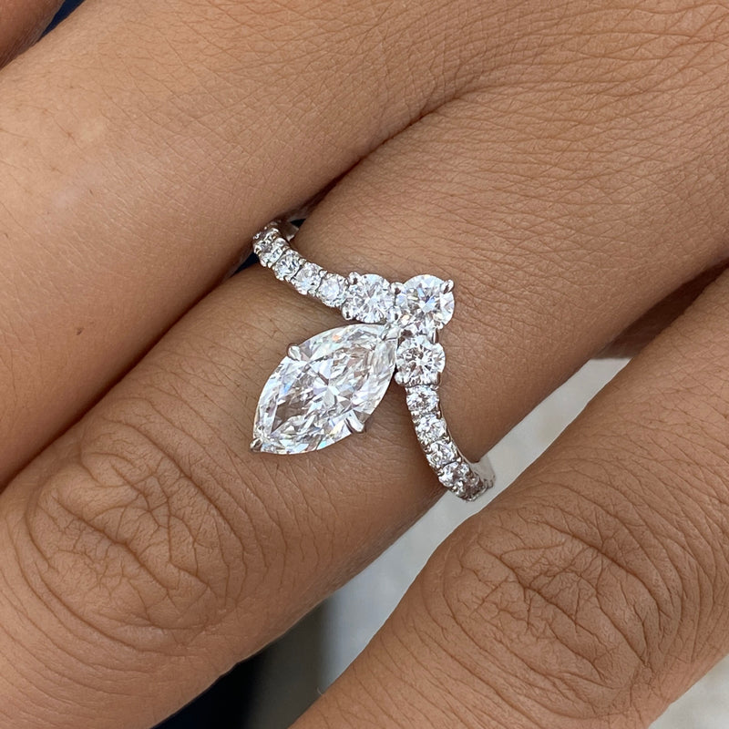 Diamond Cluster Ring 1.45 ct TCW, White Gold 14K