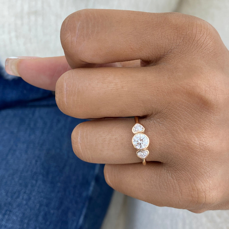 Diamond 3-stone Bezel Fashion Ring 0.95 ct TCW, Rose Gold 14K