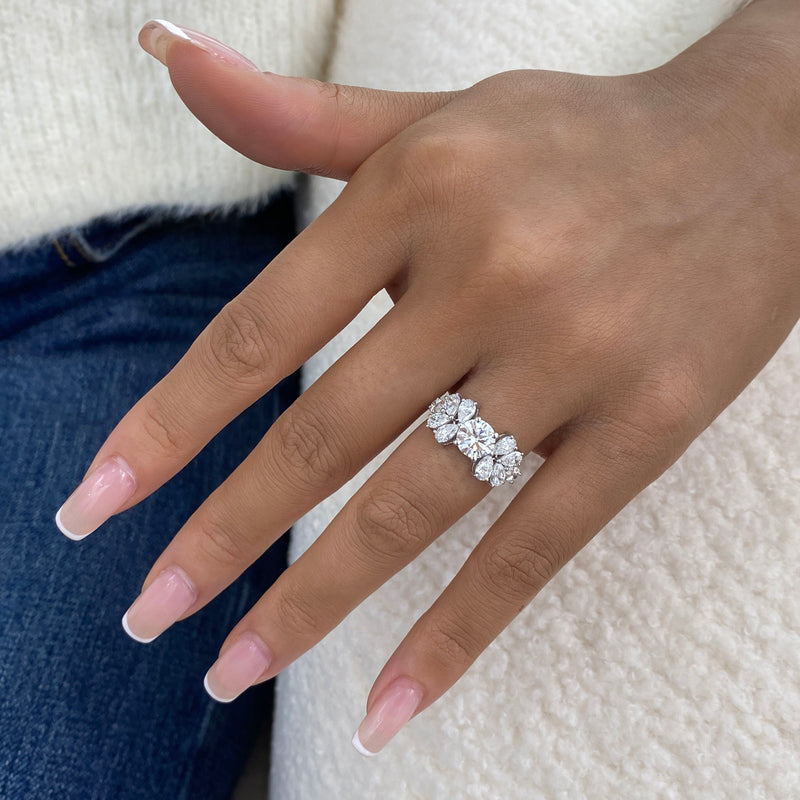 Diamond Cluster Ring 2.55 ct TCW, White Gold