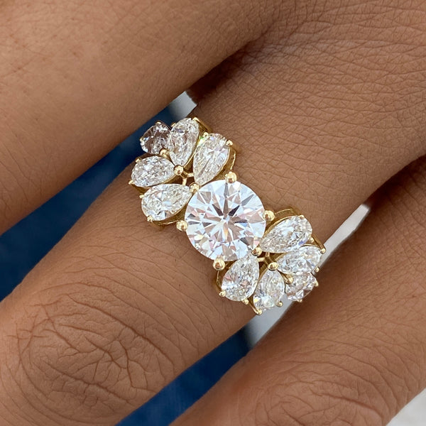 Diamond Cluster Ring 2.50 ct TCW, Yellow Gold 14K