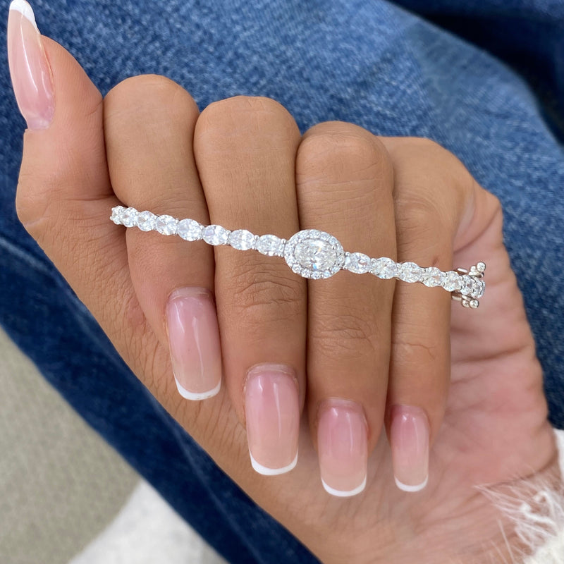 Diamond Bangle Bracelet 2.6 ct White Gold