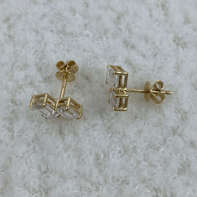 Diamond Post-On Earrings 1.80 ct TCW, Yellow Gold