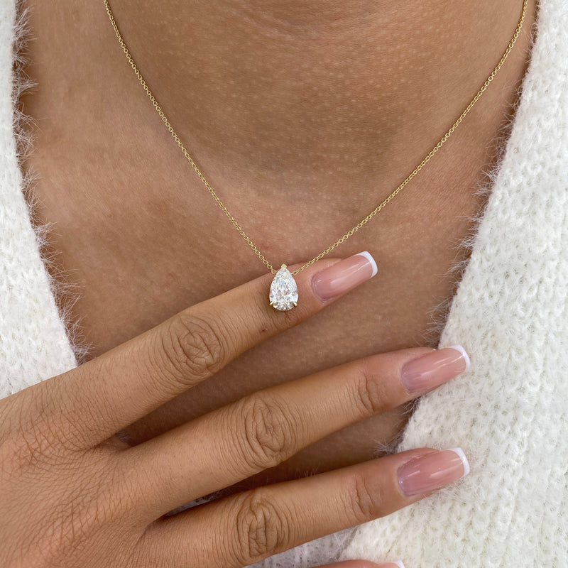 Diamond Pendant Necklace 2 ct Yellow Gold