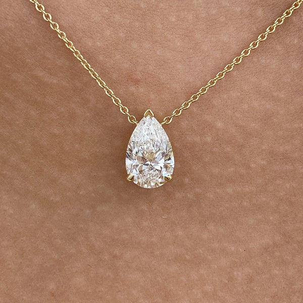 Diamond Engagement Necklace Yellow Gold 18k