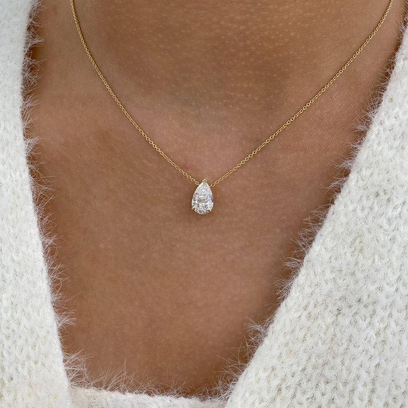 Diamond Pendant Necklace 2 ct Yellow Gold