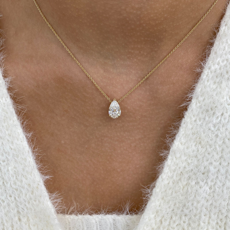 Diamond Pendant Necklace 2 ct Yellow Gold