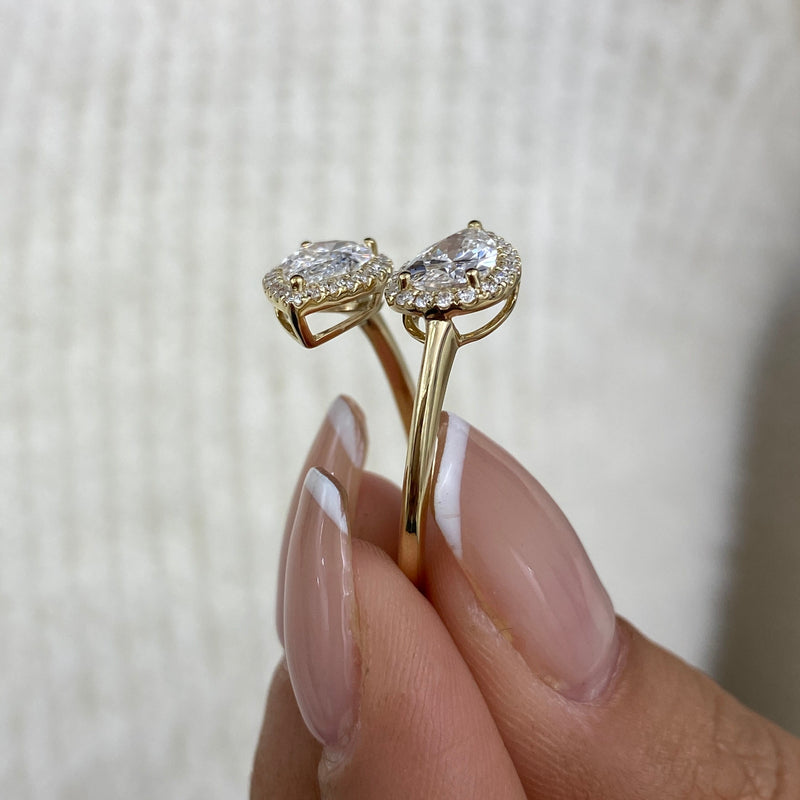Lyvienne Diamond Engagement Ring Yellow Gold 18k