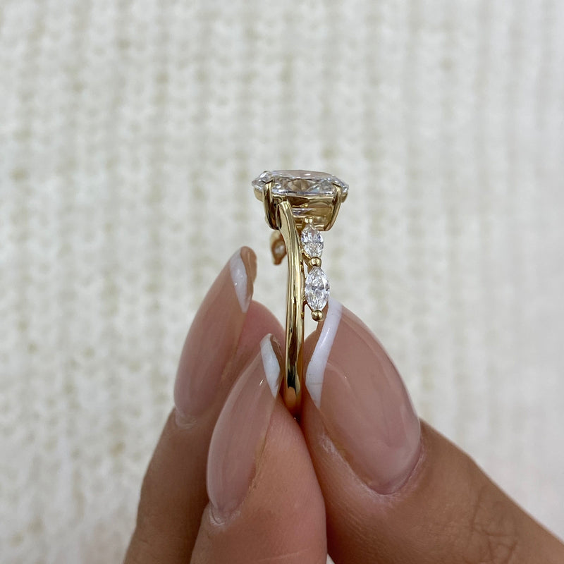 Liora Diamond Engagement Ring Yellow Gold 18k