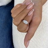 Veyra Diamond Engagement Ring White Gold 18k