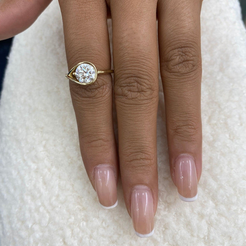 Rosavine Diamond Engagement Ring Yellow Gold 18k