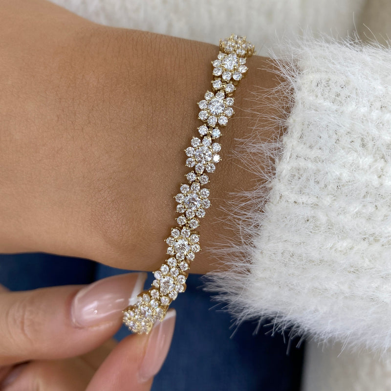 Diamond Tennis Bracelet 6.69 ct Yellow Gold