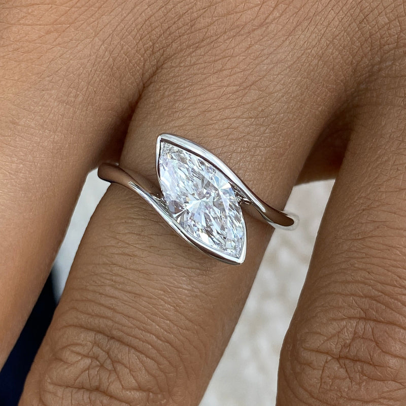 Thalene Diamond Engagement Ring White Gold 18k