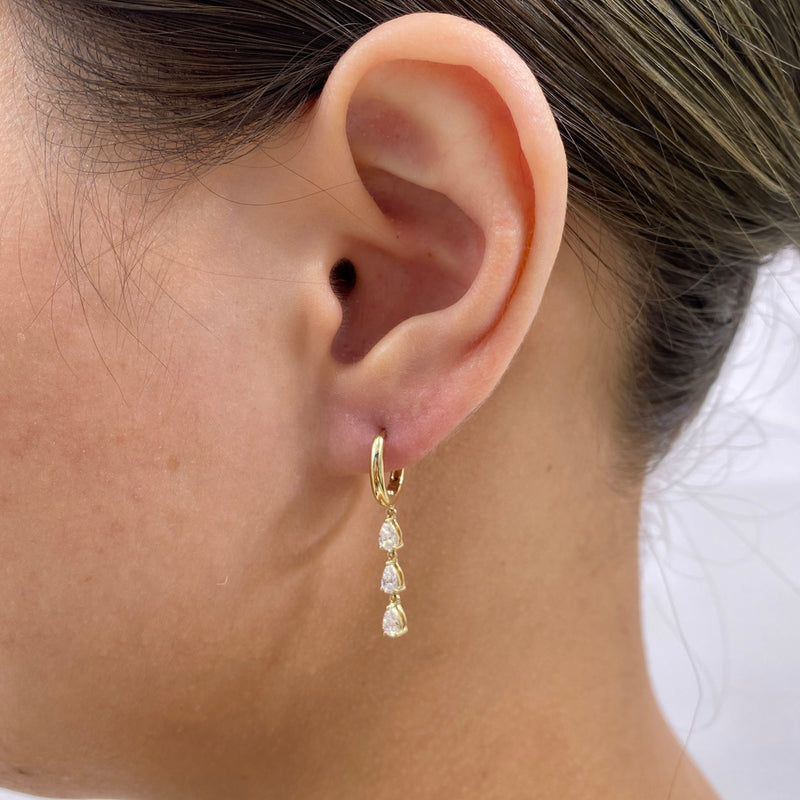 Diamond Dangle Earrings 0.64 ct Yellow Gold