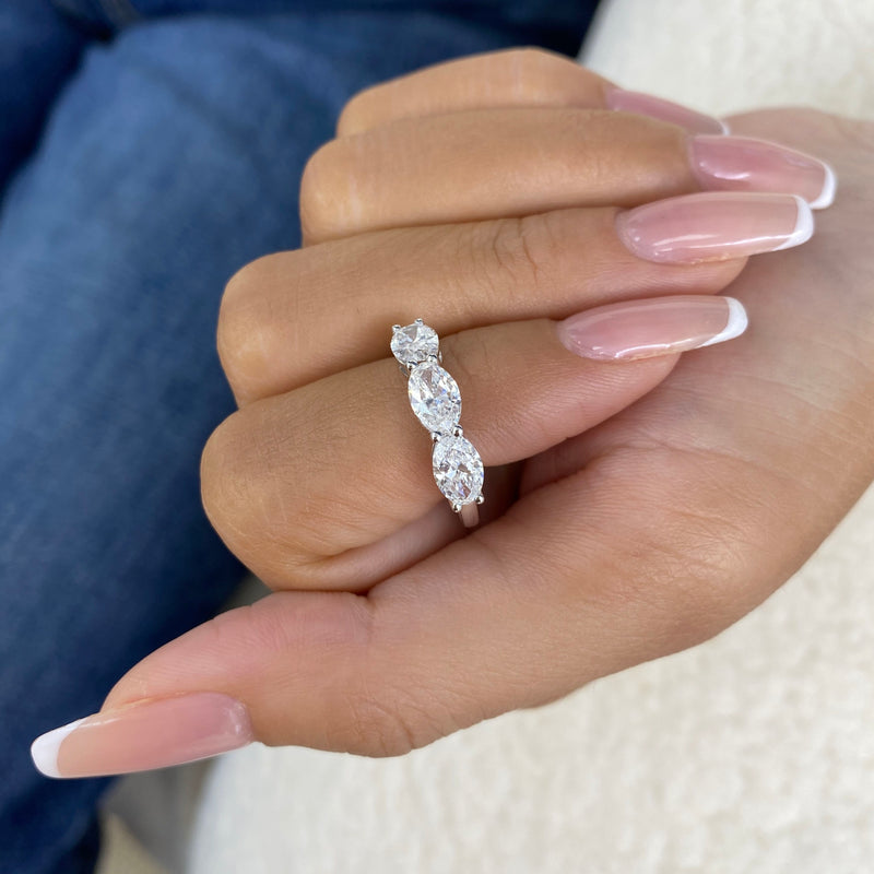 Diamond 3 Stone Ring 1.7 ct White Gold