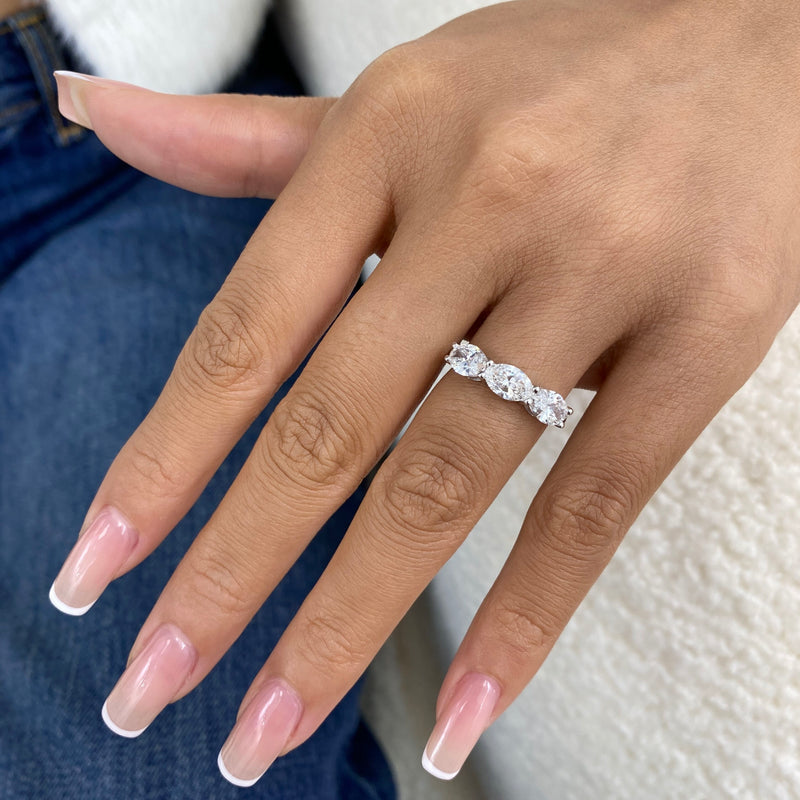 Diamond 3 Stone Ring 1.7 ct White Gold