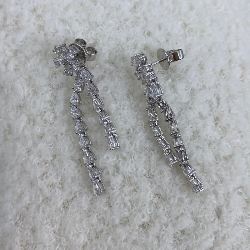 Diamond Drop Earrings 2.8 ct White Gold