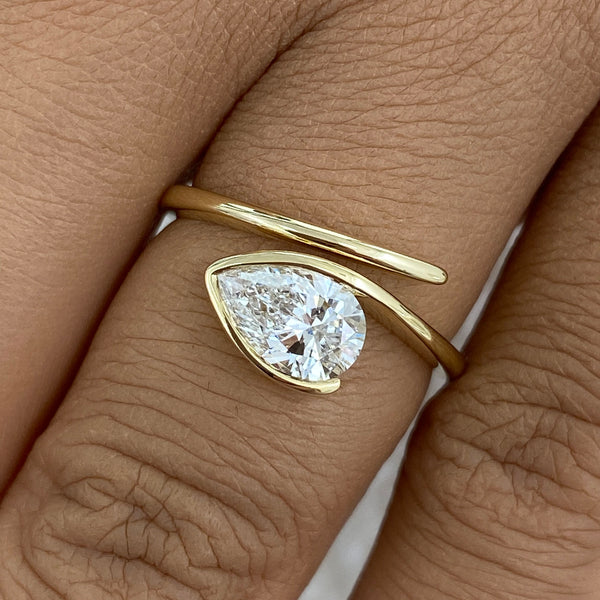 Diamond Promise Ring 0.8 ct Yellow Gold