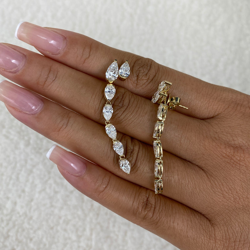 Diamond Drop Earrings 5.7 ct Yellow Gold