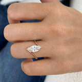 Bloomé Ring 1.5 ct TCW , Solid Gold 14k