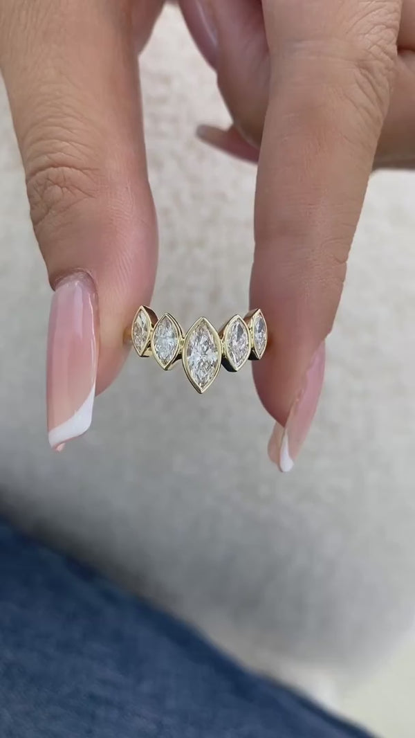 Diamond Band Ring 1.1 ct Yellow Gold