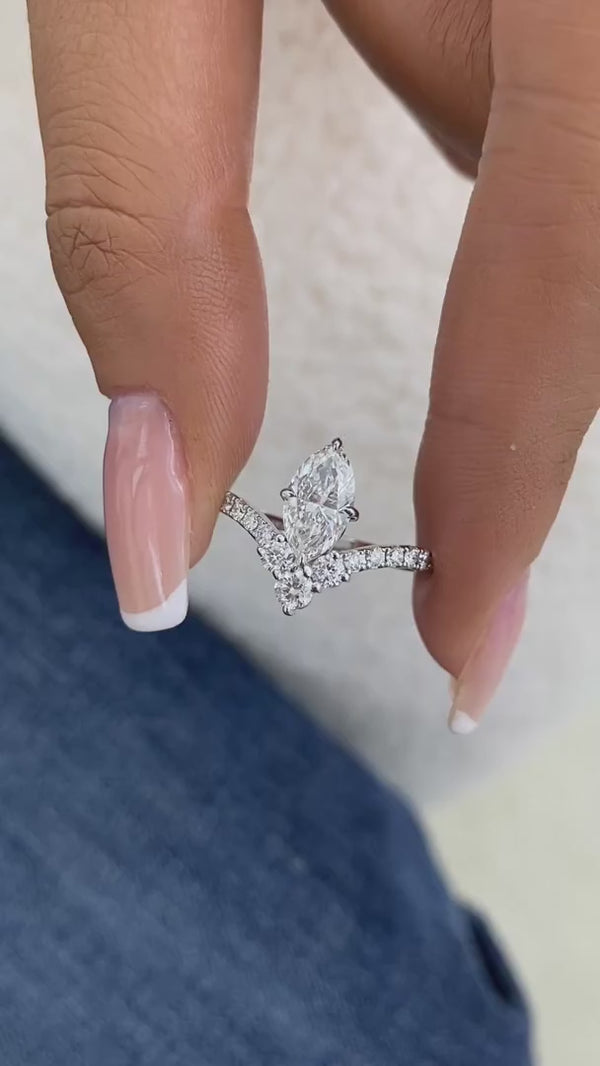 Diamond Cluster Ring 1.45 ct TCW, White Gold 14K