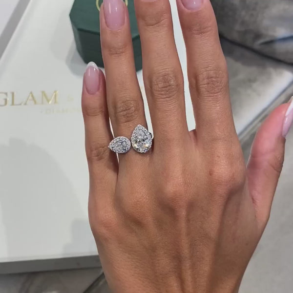 Lilyana - Pear Cut 1.90 Carat Diamond Engagement Ring