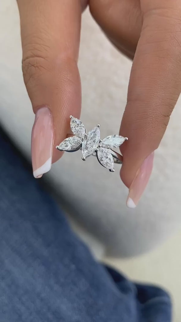 Diamond Cluster Ring 1.80 ct TCW, White Gold 14K