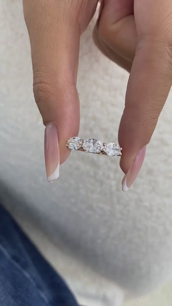 Diamond 3 Stone Ring 1.6 ct Rose Gold