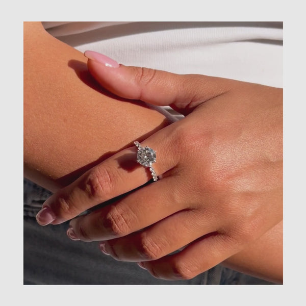Lina - Round Cut 2.90 Carat Diamond Engagement Ring