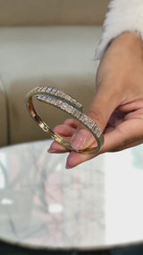 Diamond Bangle Bracelet 4.5 ct Yellow Gold