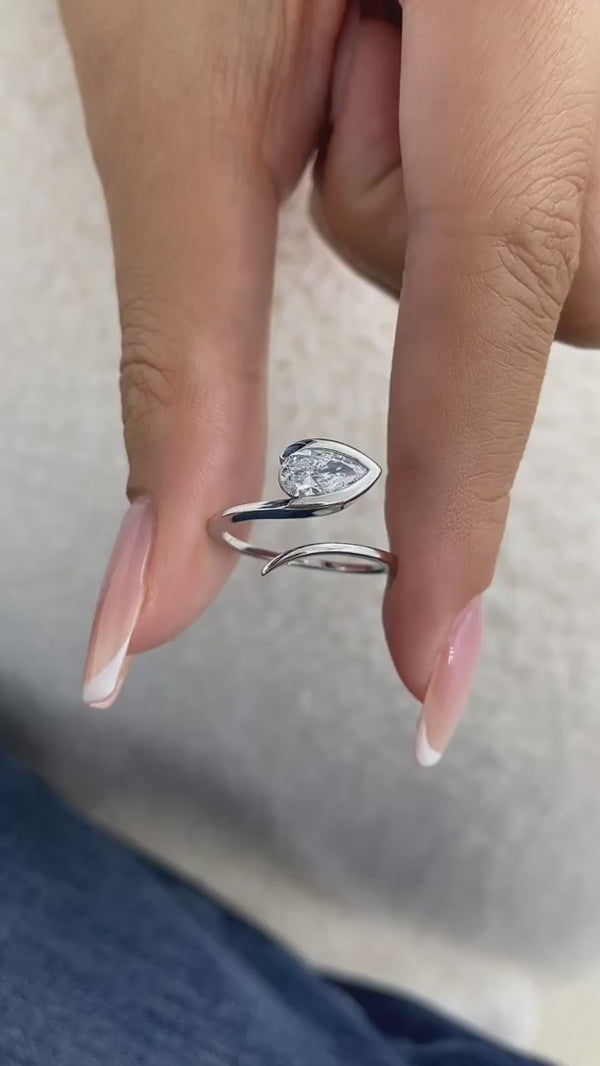 Diamond Promise Ring 0.7 ct White Gold